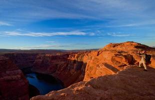 pôr do sol na banda da ferradura, grand canyon foto