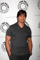 los angeles - 9 de maio - bryan dattilo chega a uma noite com dias de nossas vidas. no paley center for media em 9 de maio de 2012 em beverly hills, ca foto