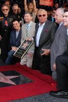 los angeles - 5 de abril - adam west na cerimônia da estrela da calçada da fama de adam west hollywood em hollywood blvd. em 5 de abril de 2012 em los angeles, ca foto