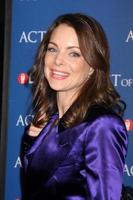 los angeles - 13 de fevereiro - kimberly williams chega ao ato de valor la estréia nos teatros arclight em 13 de fevereiro de 2012 em los angeles, ca foto