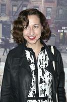 los angeles - 15 de fevereiro kristen schaal na exibição de estréia da hbo crashing no avalon hollywood em 15 de fevereiro de 2017 em los angeles, ca foto