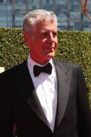 los angeles - 16 de agosto - anthony bourdain nos 2014 creative emmy awards - chegadas ao nokia theatre em 16 de agosto de 2014 em los angeles, ca foto