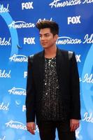 los angeles - 16 de maio - adam lambert chega ao american idol seaon 12 finale no nokia theatre no la live em 16 de maio de 2013 em los angeles, ca foto