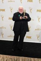 los angeles - 20 de setembro - george rr martin no primetime emmy awards sala de imprensa no microsoft theater em 20 de setembro de 2015 em los angeles, ca foto