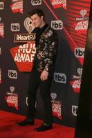 los angeles - 5 de março - shawn mendes no iheart music awards de 2017 no fórum em 5 de março de 2017 em los angeles, ca foto