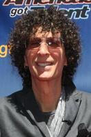 los angeles - 8 de fevereiro - howard stern no america s got talent photocall no dolby theater em 8 de abril de 2015 em los angeles, ca foto