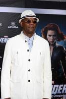 los angeles - 11 de abril - samuel l. Jackson chega na estréia dos vingadores no teatro el capitan em 11 de abril de 2012 em los angeles, ca foto