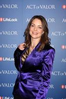 los angeles - 13 de fevereiro - kimberly williams chega ao ato de valor la estréia nos teatros arclight em 13 de fevereiro de 2012 em los angeles, ca foto