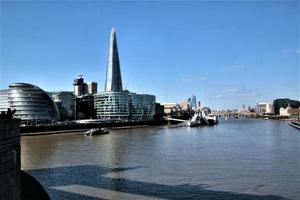 londres no reino unido em 2019 uma vista do rio tâmisa em londres foto