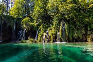 cachoeiras no parque nacional de plitvice, croácia