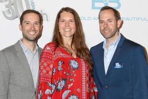 los angeles - 23 de março - mark pinciotti, cynthia j. popp, casey kasprzyk na celebração no set de 30 anos de bold and beautiful e suas 23 indicações ao emmy diurno na cbs tvsision city em 23 de março de 2017 em los angeles, ca foto