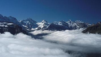 vista de mannlichen nos Alpes berneses (berner oberland, suíça) foto