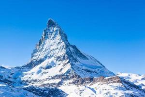 vista de Matterhorn em um dia ensolarado