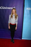 los angeles, 6 de janeiro - claire coffee participa da excursão de imprensa de inverno nbcuniversal 2013 tca no langham huntington hotel em 6 de janeiro de 2013 em pasadena, ca foto