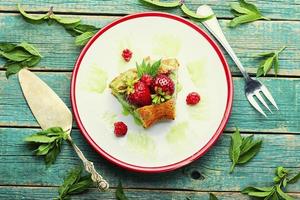 torta de frutas de verão foto