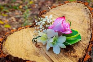 buquê de casamento de rosas flores acessórios foto