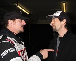 los angeles, 17 de março - kim coates adrien brody na sessão de treinamento para a 36ª corrida de celebridades toyota pro a ser realizada em long beach, ca em 14 de abril de 2012 no autódromo de willow springs em 17 de março de 2012 em willow springs, ca foto