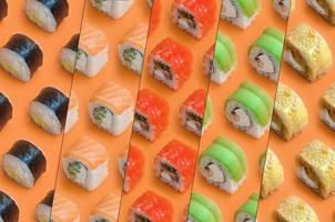 colagem com diferentes tipos de rolos de sushi asiáticos em fundo laranja. minimalismo vista superior plana padrão leigo com comida japonesa foto