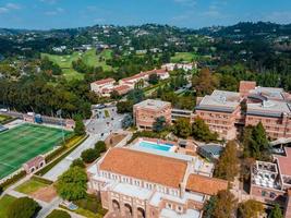 vista aérea do estádio de futebol da universidade da califórnia, los angeles foto