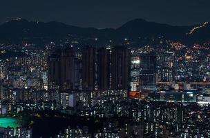 a visão noturna da cidade