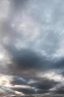 céu nublado depois da chuva foto