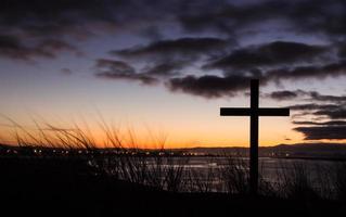 cruz de salvação do nascer do sol