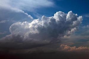 nuvens de tempestade foto