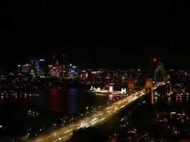 ponte do porto de sydney à noite foto