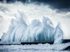 ondas gigantes foto