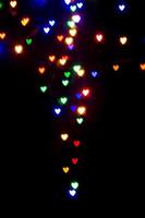 luzes coloridas em forma de coração