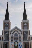 a catedral da imaculada concepção chanthaburi na província de chanthaburi da tailândia foto