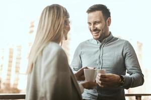 café da manhã no escritório foto