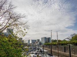 Düsseldorf no Rio Reno foto