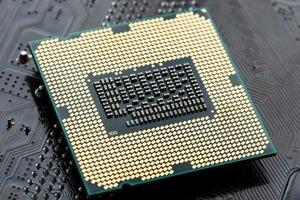 close-up do processador de chip cpu. foco seletivo foto