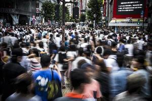 multidão em Tóquio foto