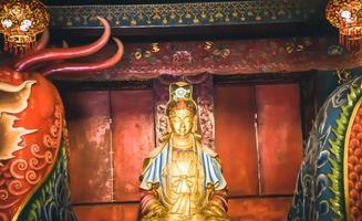 wat phanan choeng é um templo importante em ayutthaya, tailândia. foto