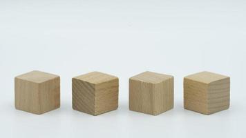 blocos de construção de madeira blocos de construção de cubos de madeira foto