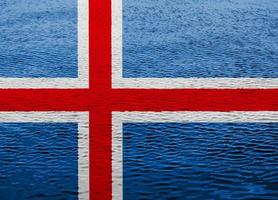 bandeira da Islândia em um plano de fundo texturizado. colagem de conceito. foto