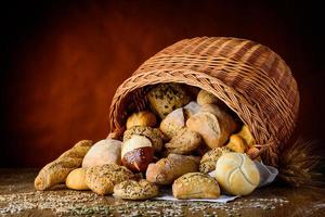 cesta de pão foto