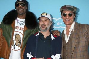 los angeles - 28 de março - snoop dogg, harmonia korine, matthew mcconaughey at the beach bum estréia no arclight hollywood em 28 de março de 2019 em los angeles, ca foto