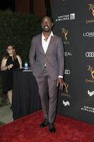 los angeles - 15 de setembro - sterling k brown at the television academy homenageia artistas indicados ao emmy no wallis annenberg center for the performance arts em 15 de setembro de 2018 em beverly hills, ca foto