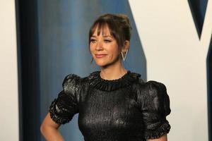 los angeles - 27 de março - rashida jones na festa oscar da vanity fair no wallis annenberg center for the performance arts em 27 de março de 2022 em beverly hills, ca foto