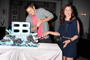 los angeles, 17 de maio - scott clifton, heather tom na ousada e bela celebração de suas indicações ao emmy na cbs television city em 17 de maio de 2011 em los angeles, ca foto