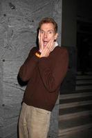 los angeles, 15 de setembro - doug jones chegando na estréia chillerama em hollywood forever cemetary em 15 de setembro de 2011 em los angeles, ca foto