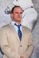 los angeles, 9 de abril - christopher meloni chega na estréia de 42 no teatro chinês em 9 de abril de 2013 em los angeles, ca foto