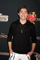 los angeles, 24 de julho - ryan ochoa na exibição de estréia de descendentes nos estúdios de walt disney em 24 de julho de 2015 em burbank, ca foto