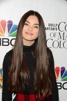 los angeles, 4 de dezembro - landry bender no dolly parton s coat de muitas cores no teatro egípcio em 4 de dezembro de 2015 em los angeles, ca foto