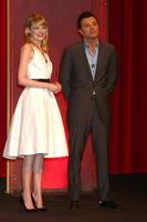 los angeles, 10 de janeiro - emma stone, seth macfarlane nos anúncios de indicação ao prêmio da academia de 2013 no teatro samuel goldwyn em 10 de janeiro de 2013 em beverly hills, ca foto