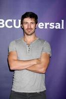 las vegas, 8 de abril - eoin macken no dia da imprensa de verão da nbcuniversal no hotel huntington langham em 8 de abril de 2014 em pasadena, ca foto