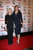 los angeles, 6 de fevereiro - glenn close, janet mcteer chega ao aarp s 11th Annual Films for Dressups Awards no beverly wilshire hotel em 6 de fevereiro de 2012 em beverly hills, ca foto